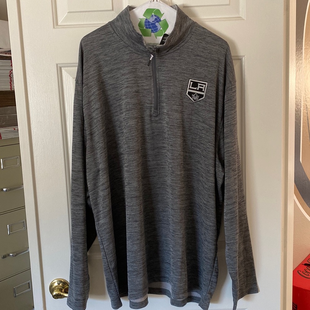 NHL LA Kings Long Sleeved Shirt